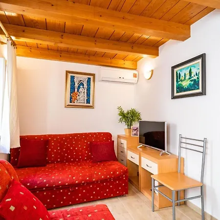 Ribambit Apartment *